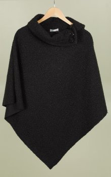 Chana - Poncho P01 Knappdetalj