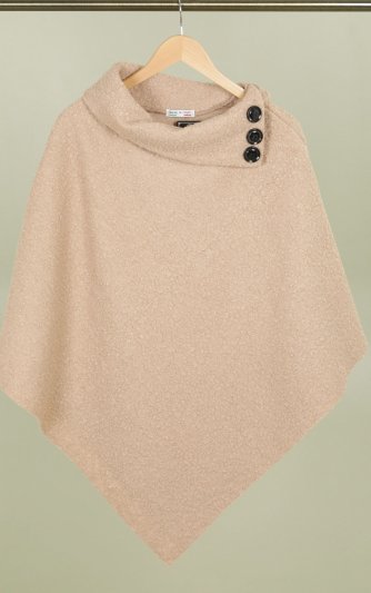 Chana - Poncho P01 Knappdetalj