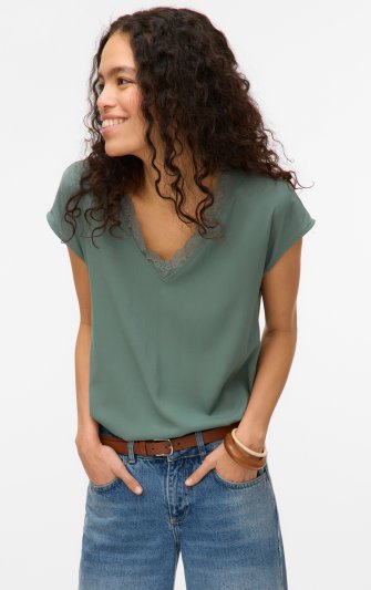 Vero Moda - vmBella SL Lace Top